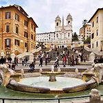 Trevi Little Palace #3 Apartament