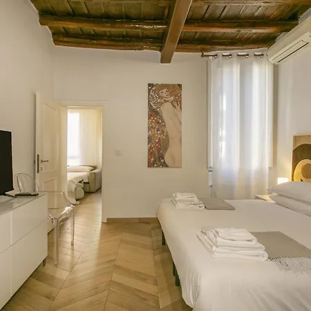 Trevi Little Palace #3 Διαμέρισμα *